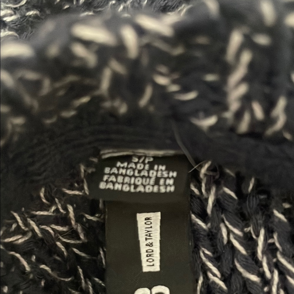 Design lab sweater - Picture 7 of 9